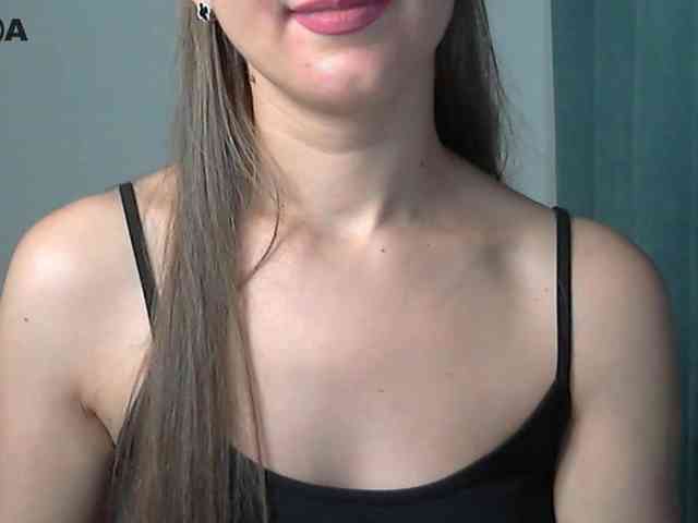 Lolakisss webcam