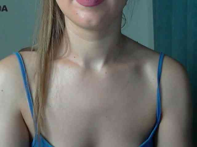 Lolakisss webcam
