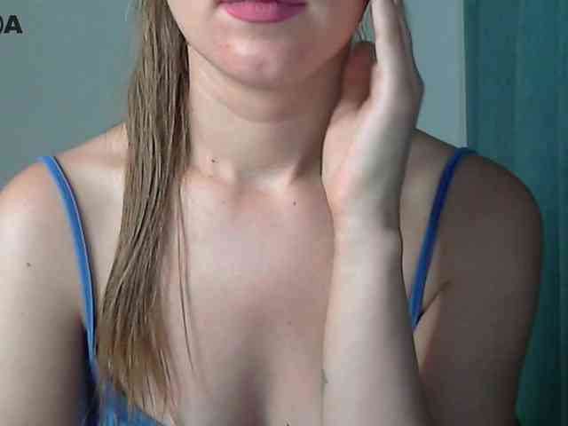 Lolakisss webcam