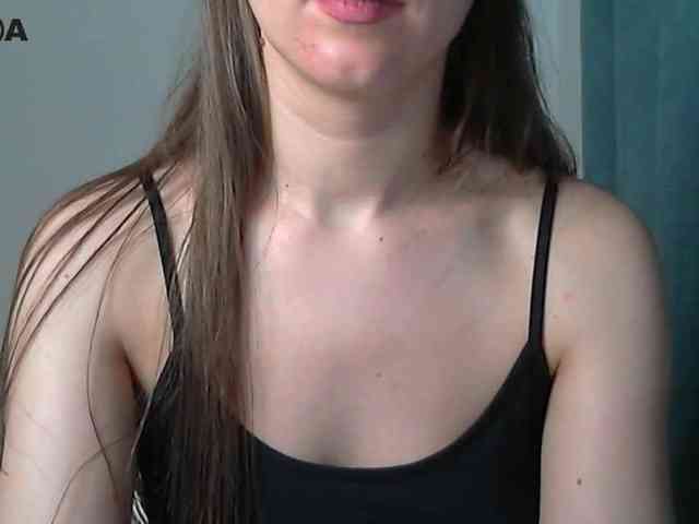 Lolakisss webcam
