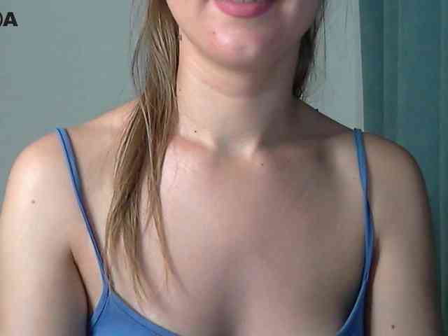 Lolakisss webcam