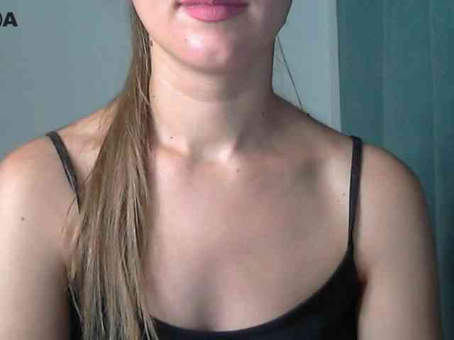 Lolakisss webcam