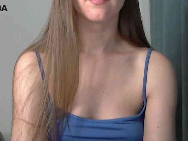 Lolakisss webcam
