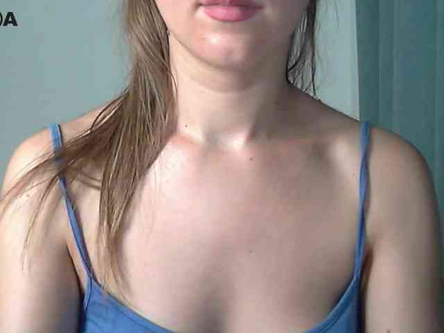 Lolakisss webcam