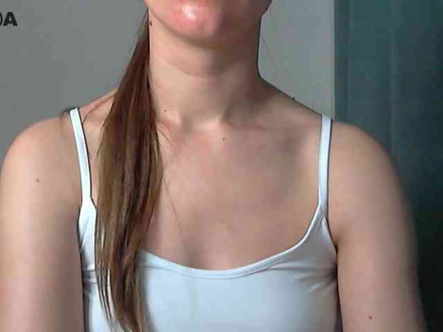 Lolakisss webcam