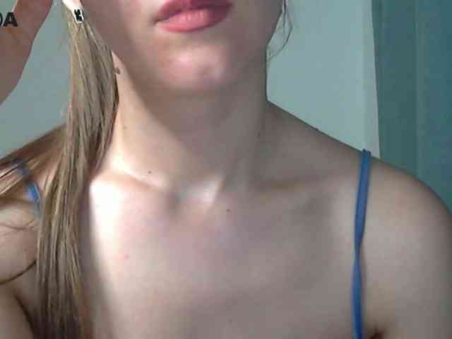 Lolakisss webcam
