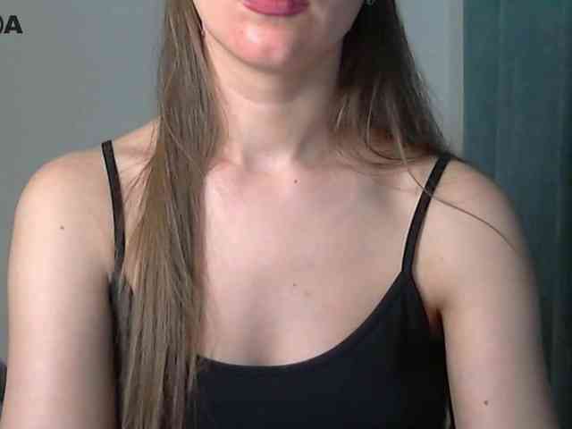 Lolakisss webcam