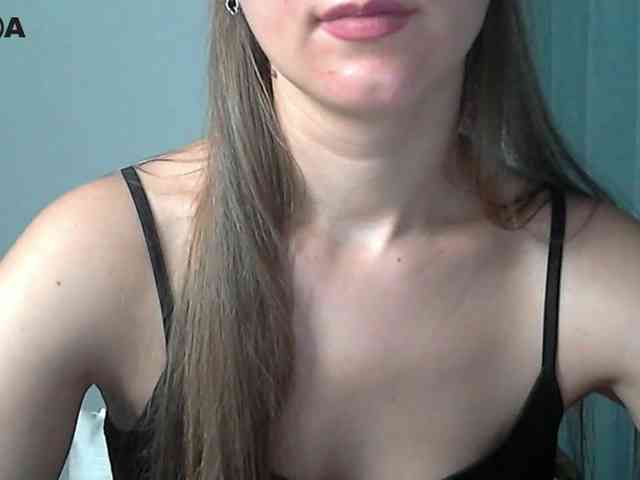 Lolakisss webcam