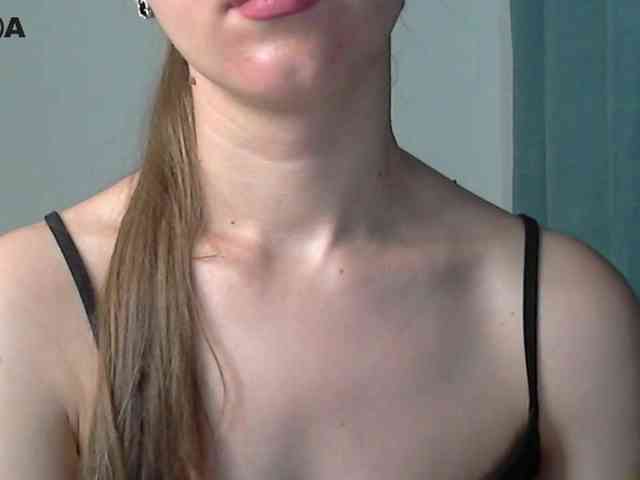 Lolakisss webcam