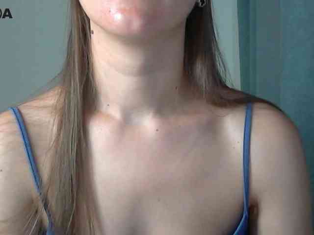 Lolakisss webcam