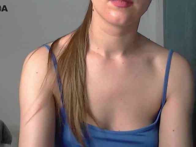 Lolakisss webcam