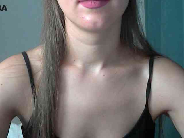 Lolakisss webcam