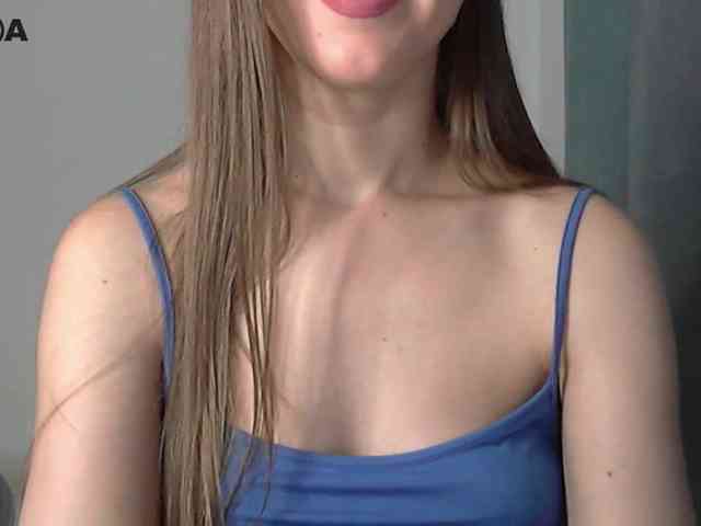 Lolakisss webcam