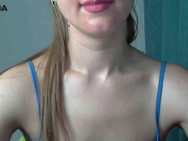 Lolakisss webcam