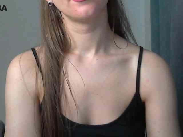 Lolakisss webcam