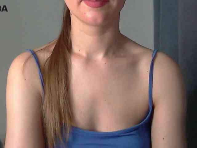 Lolakisss webcam