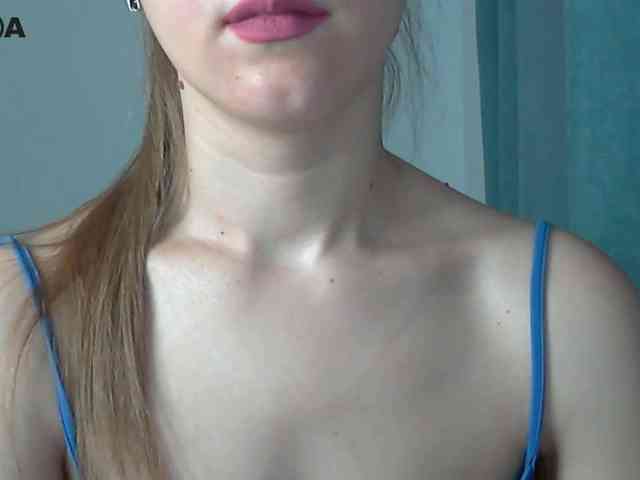 Lolakisss webcam