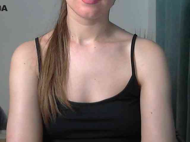 Lolakisss webcam