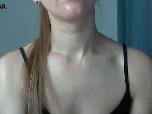 Lolakisss webcam