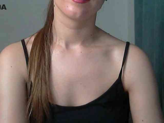 Lolakisss webcam