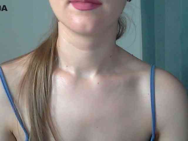 Lolakisss webcam