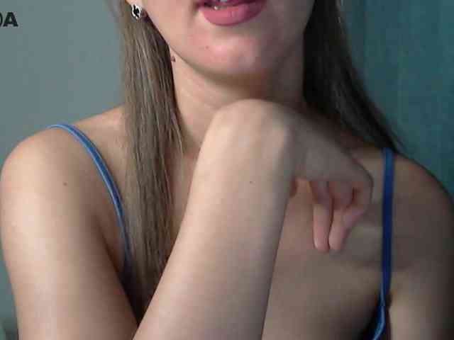 Lolakisss webcam