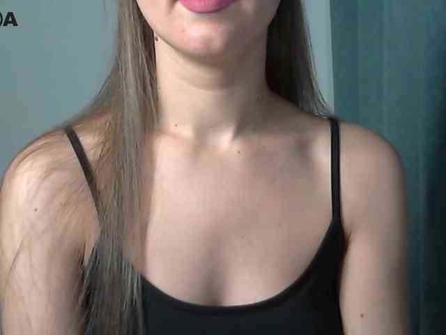 Lolakisss webcam