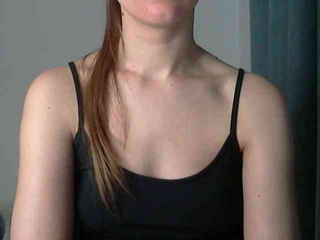 Lolakisss webcam