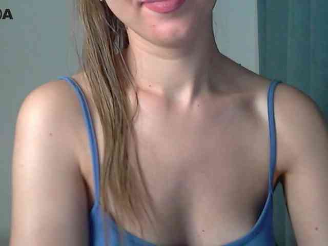 Lolakisss webcam