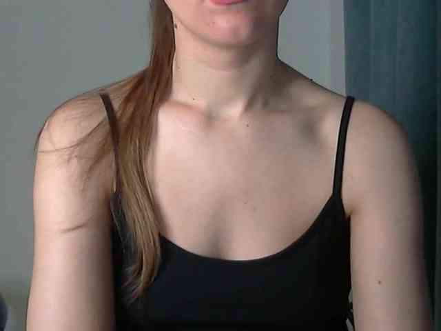Lolakisss webcam