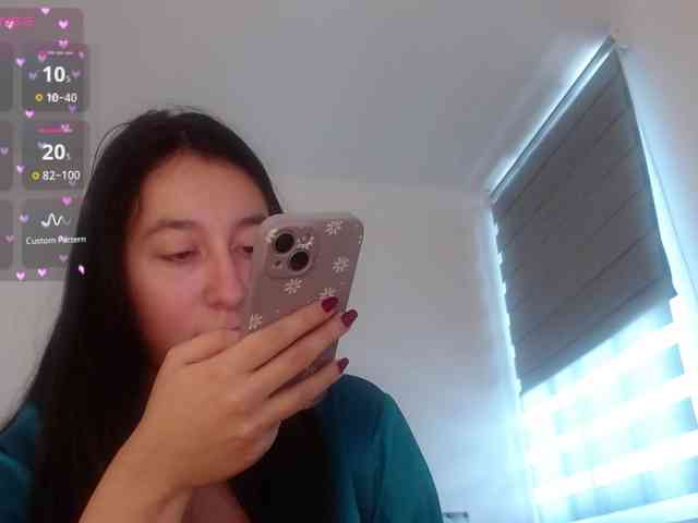 Sara_Trix webcam