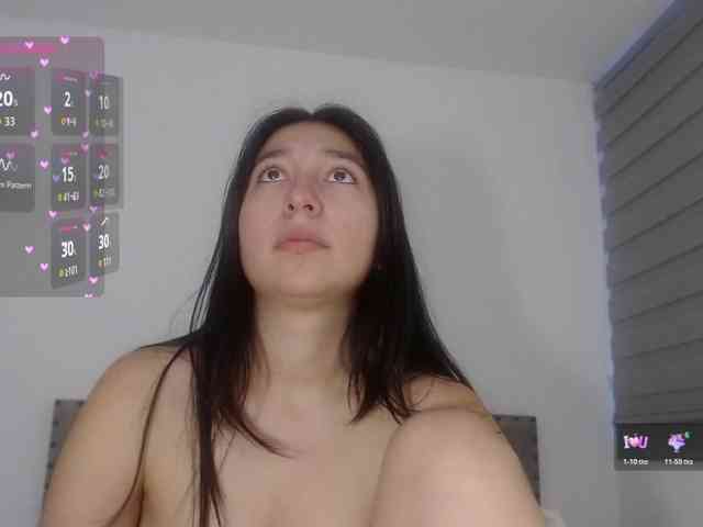 Sara_Trix webcam