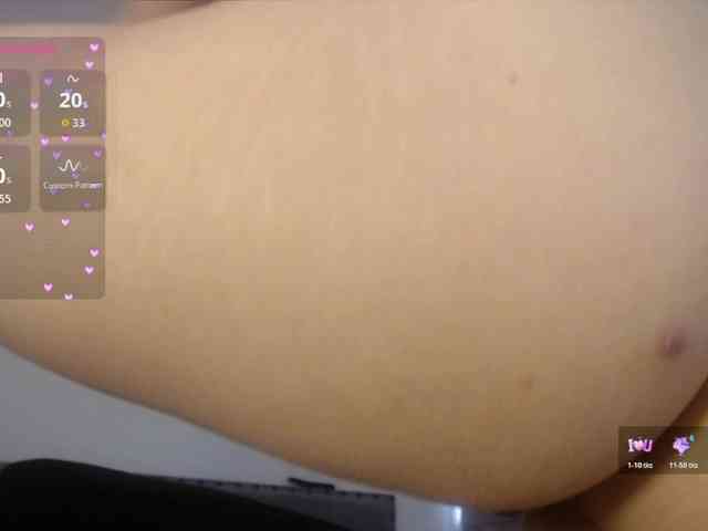 Sara_Trix webcam