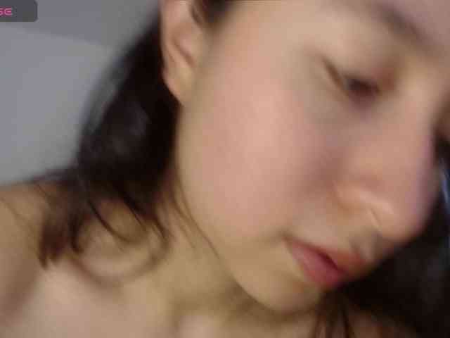 Sara_Trix webcam