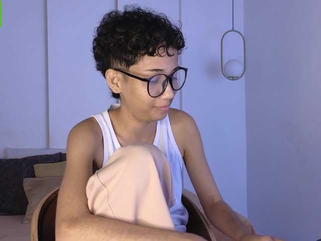 Kity-hot live cam on BongaCams