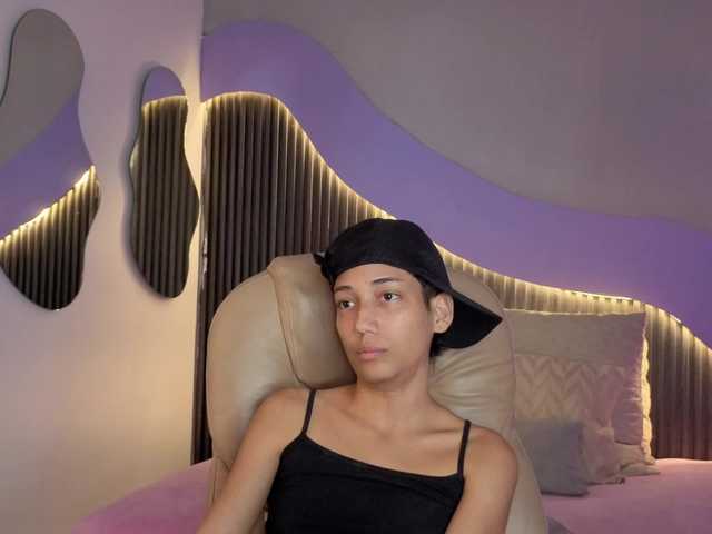 Kity-hot live cam on BongaCams