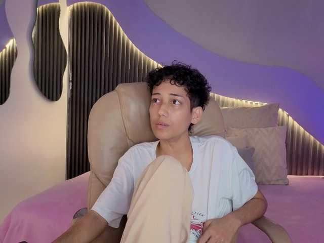 Kity-hot live cam on BongaCams