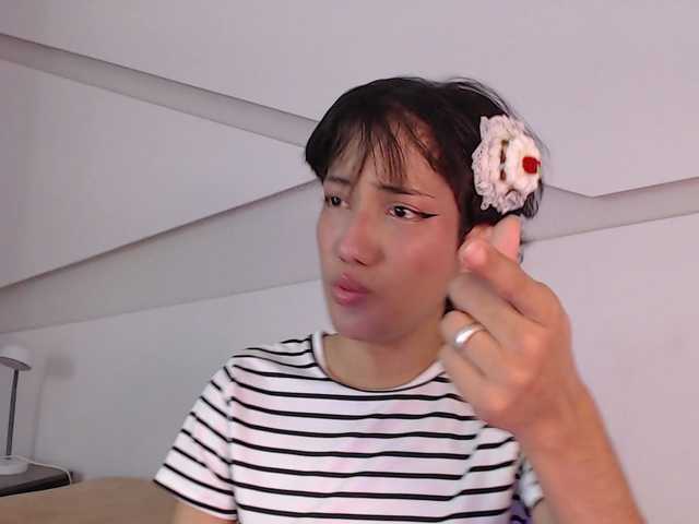Kity-hot live cam on BongaCams