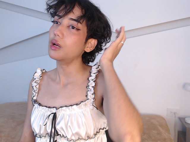 Kity-hot live cam on BongaCams