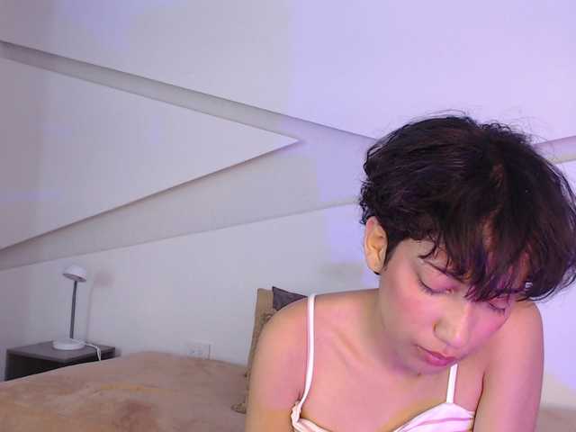Kity-hot live cam on BongaCams