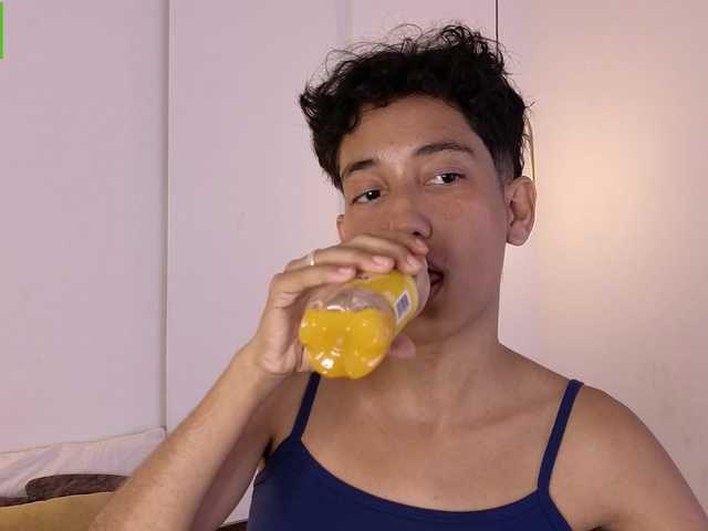 Kity-hot live cam on BongaCams