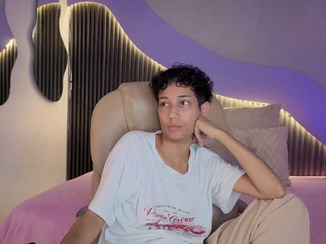 Kity-hot live cam on BongaCams