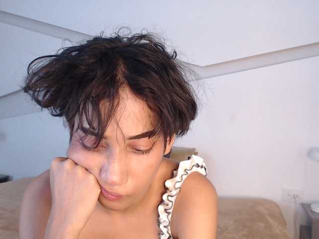 Kity-hot live cam on BongaCams