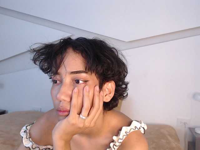 Kity-hot live cam on BongaCams