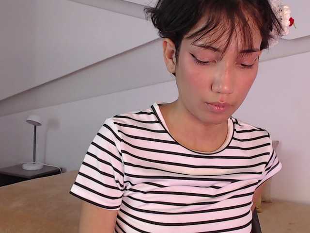 Kity-hot live cam on BongaCams
