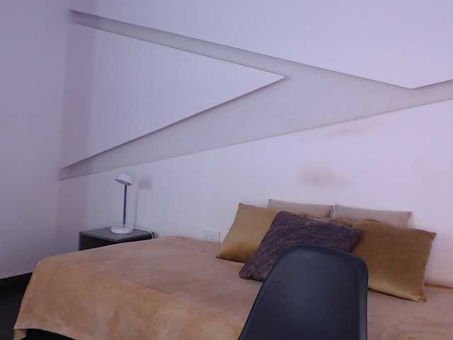 Kity-hot live cam on BongaCams