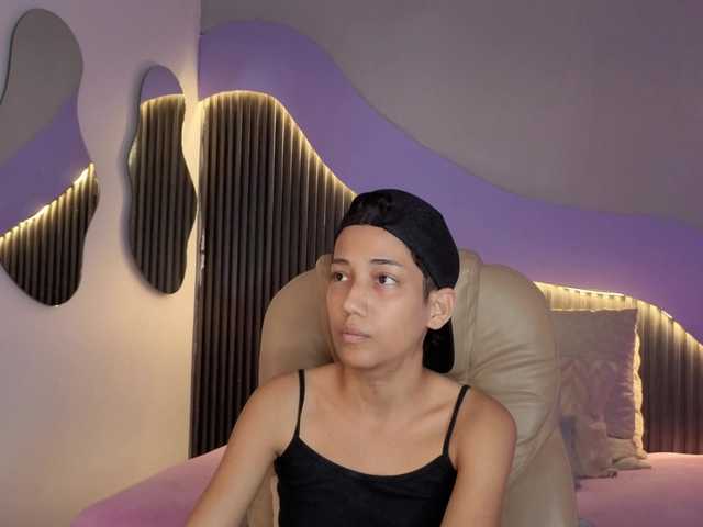 Kity-hot live cam on BongaCams