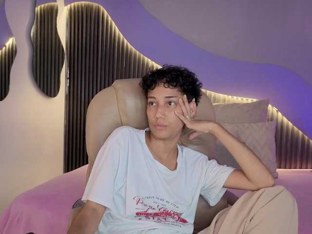 Kity-hot live cam on BongaCams