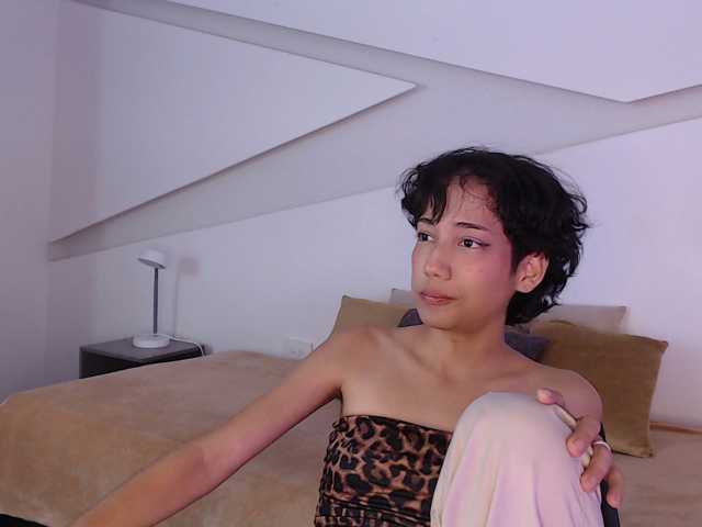 Kity-hot live cam on BongaCams