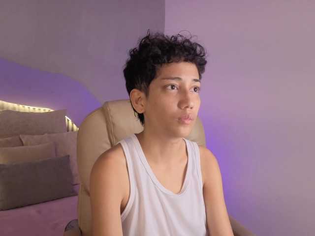 Kity-hot live cam on BongaCams